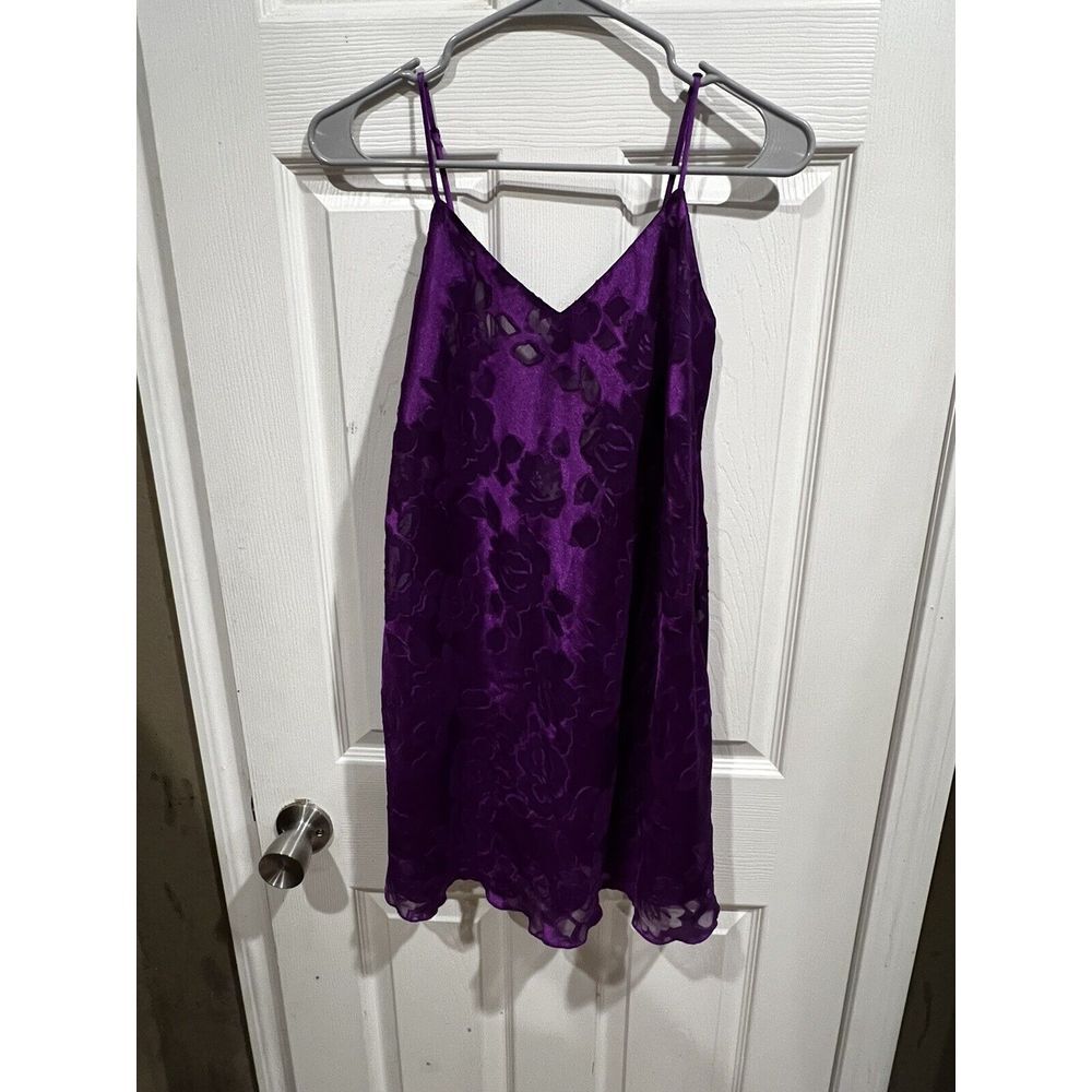 Vintage VICTORIAS SECRET Gold‎ Label Purple Slip Nightgown Back Bow Medium